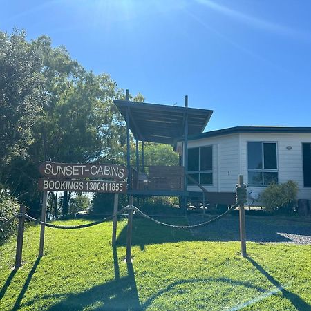 Sunset Cabins 1770 Seventeen Seventy Luaran gambar