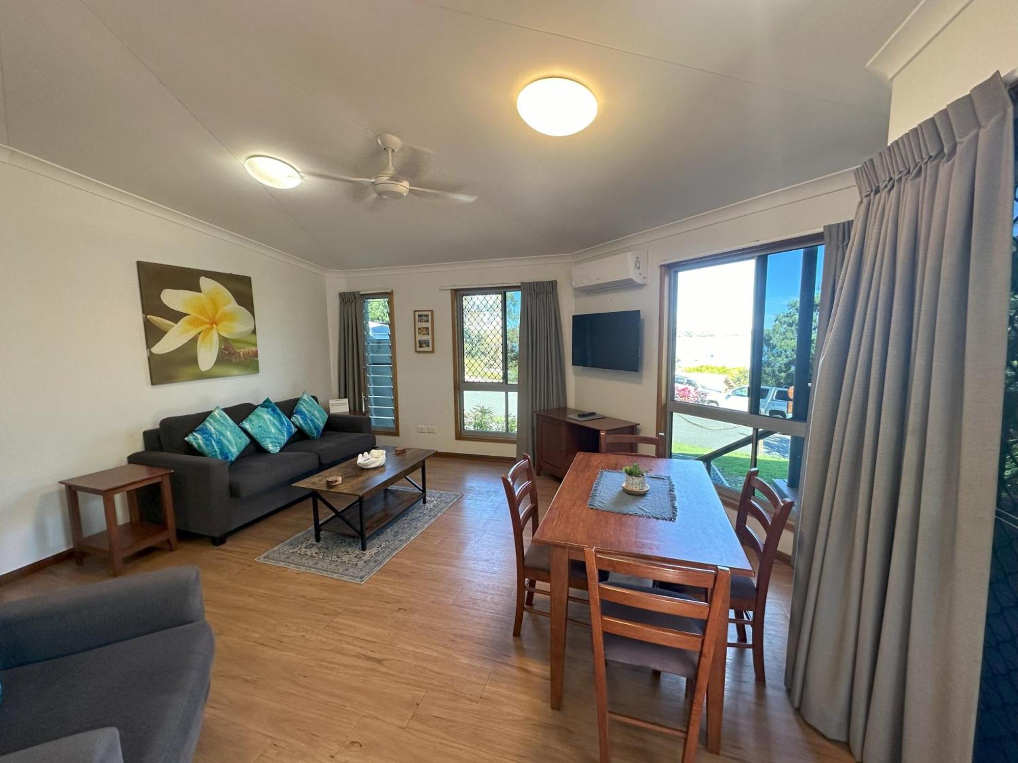 Sunset Cabins 1770 Seventeen Seventy Luaran gambar
